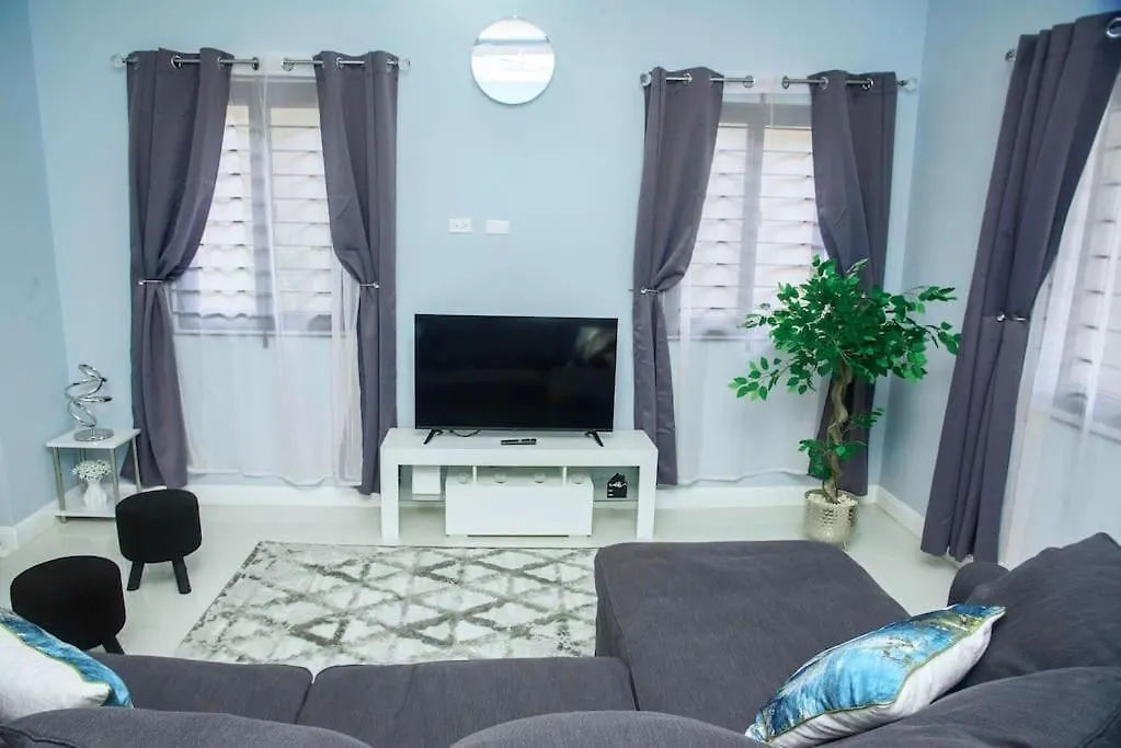 אוצ'ו ריוס Montana Villa בית נופש אוצ'ו ריוס